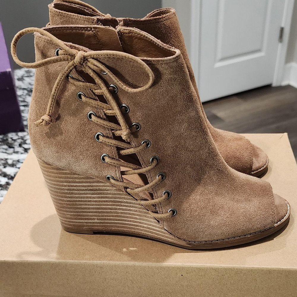 🖤SOLD! Lucky Brand booties